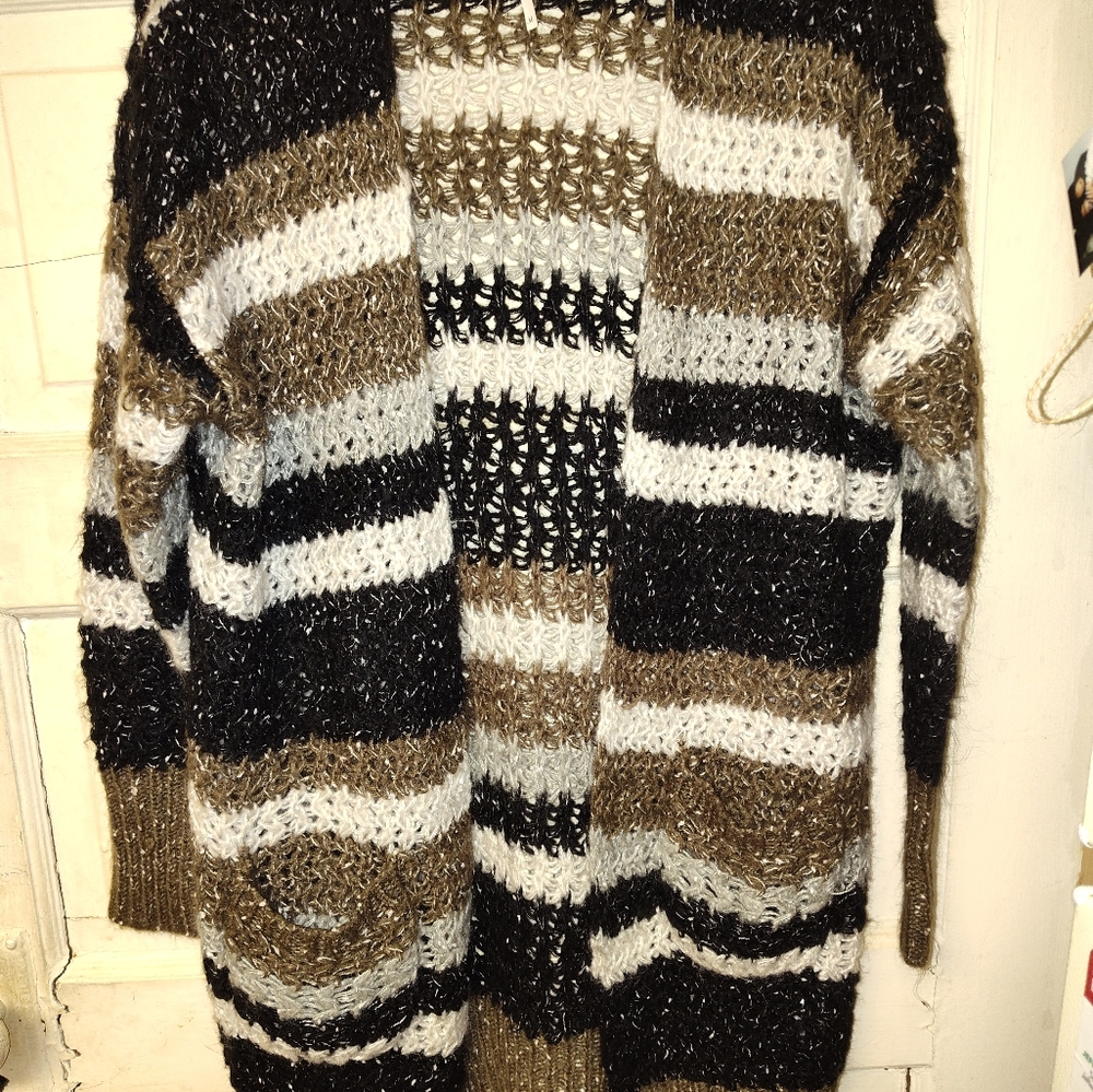 Confess cardigan looser knit, oversized Medium, browns and black